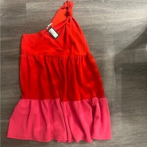 Boutique dress so so cute one shoulder red and pink dress